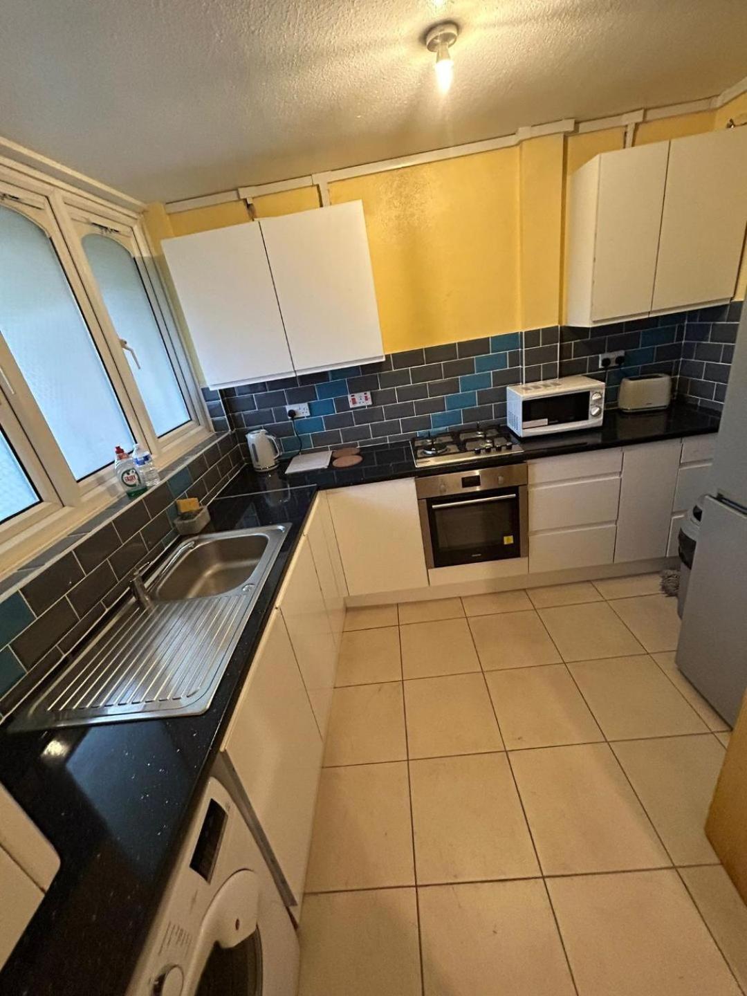 Entire Appartment Near Birmingham City ภายนอก รูปภาพ