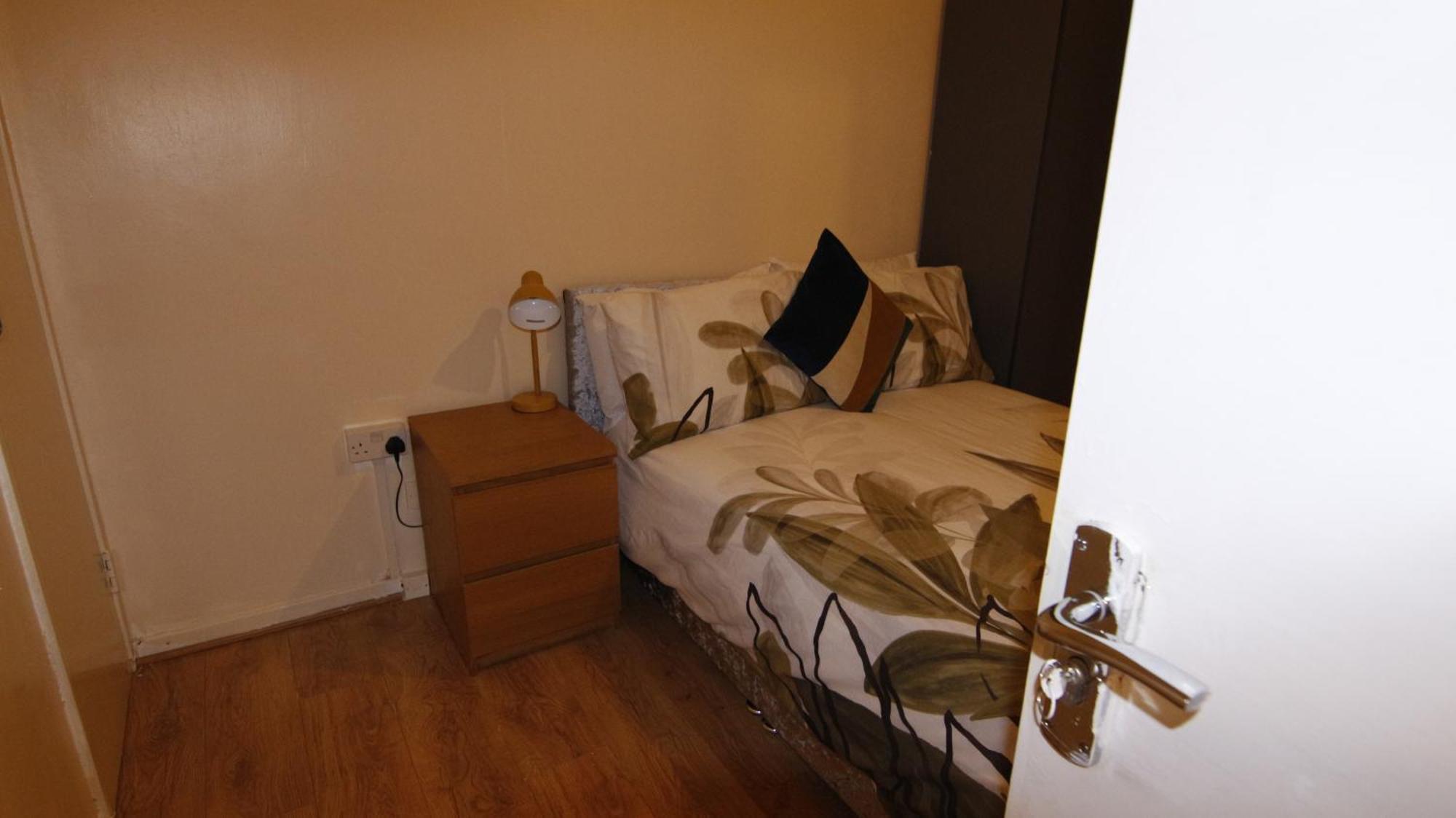 Entire Appartment Near Birmingham City ภายนอก รูปภาพ