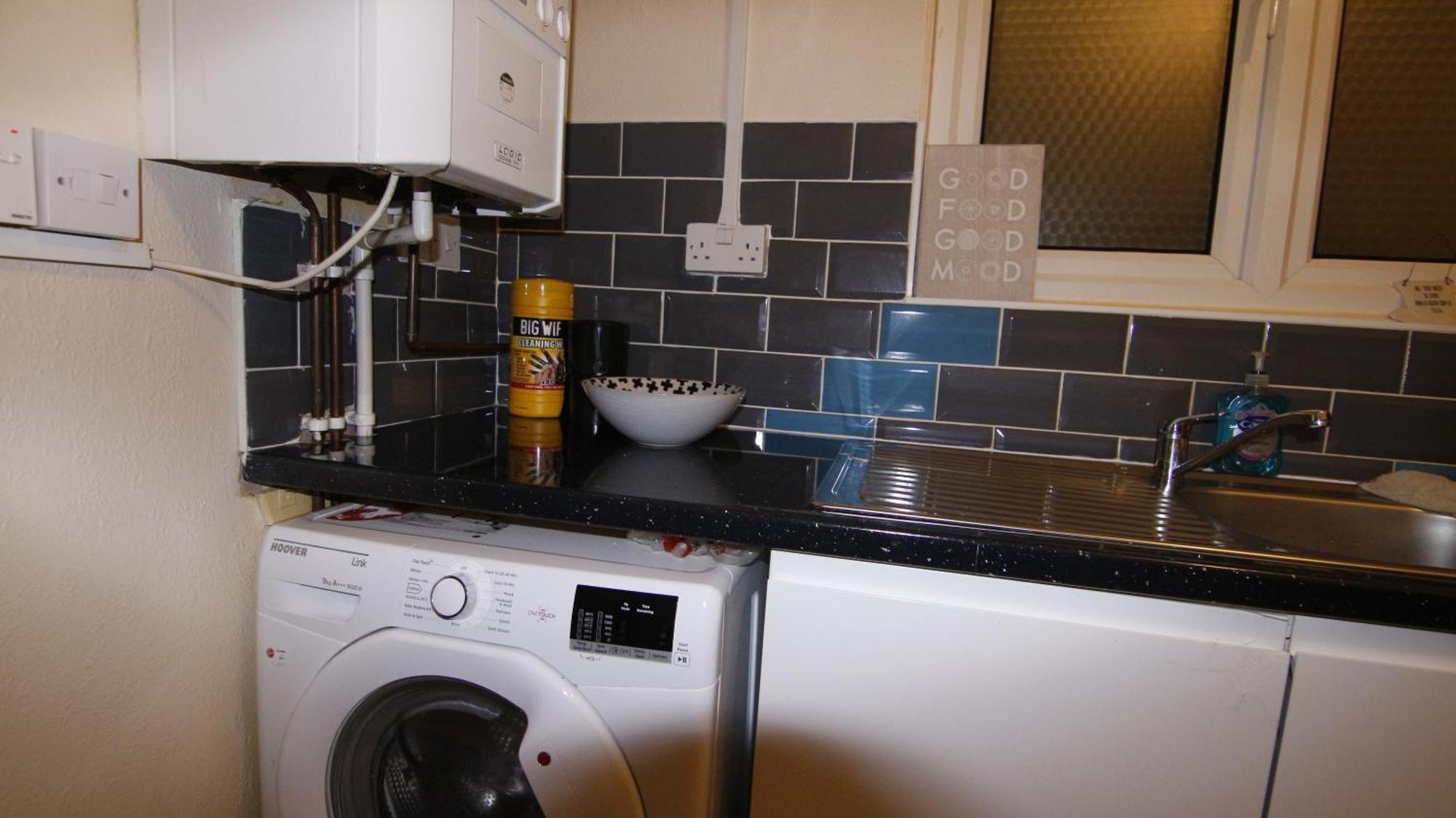 Entire Appartment Near Birmingham City ภายนอก รูปภาพ